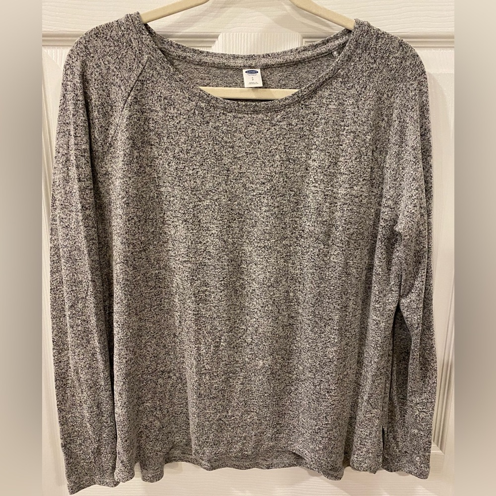 Old Navy Heathered Gray Long Sleeve